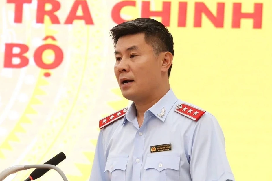 Trường Đại học KH&CN Hà Nội bổ nhiệm nhiều cán bộ thiếu tiêu chuẩn Trường Đại học KH&CN Hà Nội bổ nhiệm nhiều cán bộ thiếu tiêu chuẩn
