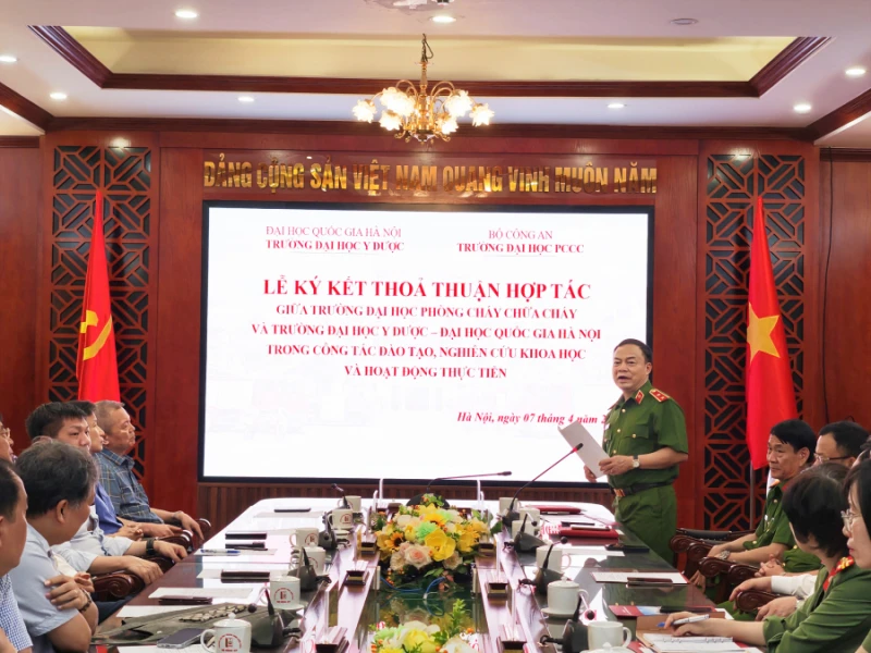 Trường Đại học PCCC và Trường Đại học Y Dược ký kết thỏa thuận hợp tác Trường Đại học PCCC và Trường Đại học Y Dược ký kết thỏa thuận hợp tác