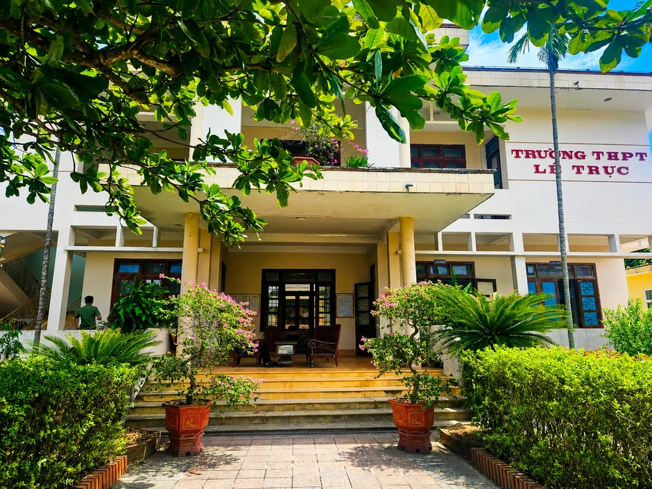 Trưởng điểm thi Quảng Trị khẳng định không có gian lận trong Kỳ thi tốt nghiệp 2026 Trưởng điểm thi Quảng Trị khẳng định không có gian lận trong Kỳ thi tốt nghiệp 2026