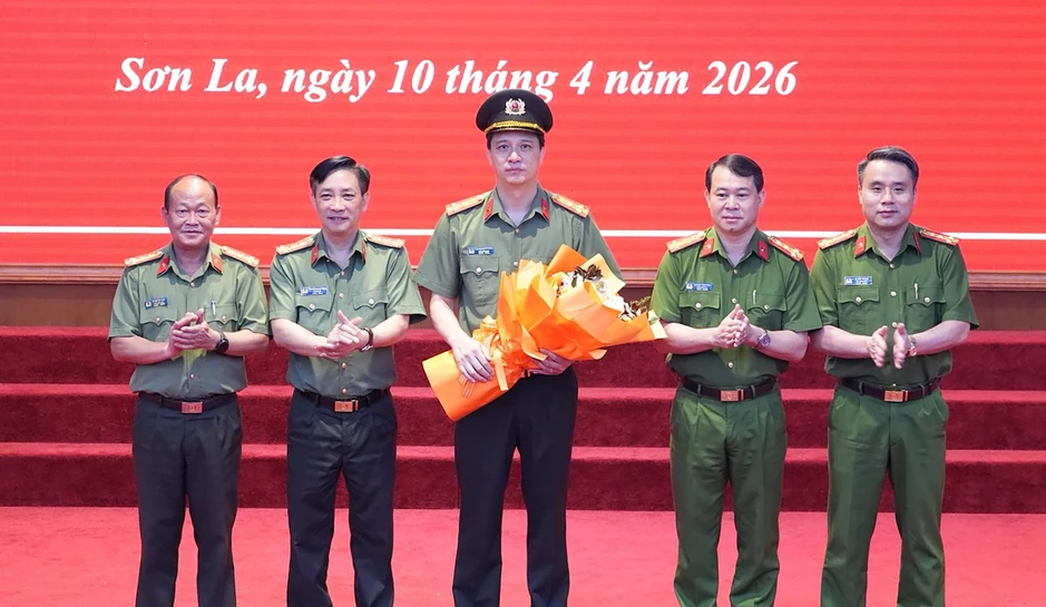 Trưởng phòng Cục C01 giữ chức Phó Giám đốc Công an Sơn La Trưởng phòng Cục C01 giữ chức Phó Giám đốc Công an Sơn La
