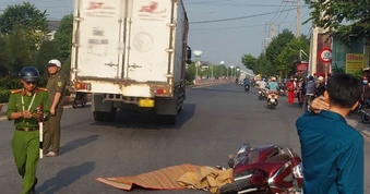 Truy tìm tài xế xe tải trong vụ tai nạn giao thông chết người ở Tây Ninh