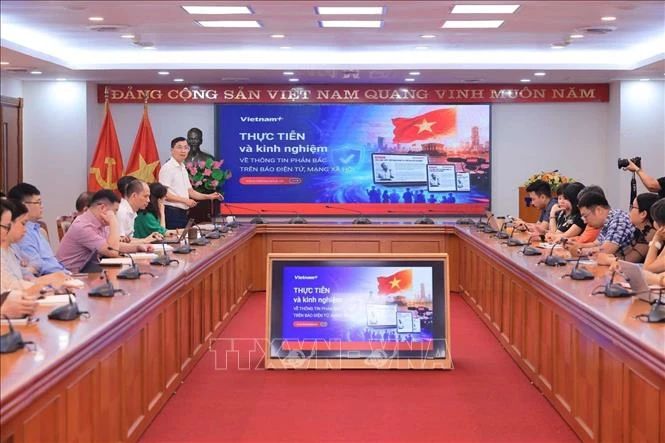 TTXVN tổ chức toạ đàm chuyên đề 'Cung cấp thông tin phục vụ các bài viết về bảo vệ nền tảng tư tưởng của Đảng'