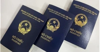 Từ 1/7 tới đây, hộ chiếu còn hạn vẫn có thể bị hủy giá trị