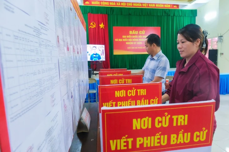 Từ bản người Dao Tây Yên Tử: Cử tri mong chọn người có tâm, lo cho vùng cao Từ bản người Dao Tây Yên Tử: Cử tri mong chọn người có tâm, lo cho vùng cao