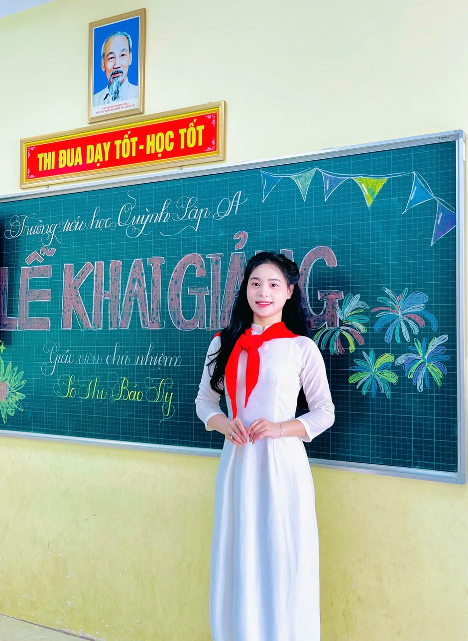 Từ cô giáo bản làng đến đại biểu Quốc hội đầu tiên người dân tộc Ơ Đu Từ cô giáo bản làng đến đại biểu Quốc hội đầu tiên người dân tộc Ơ Đu