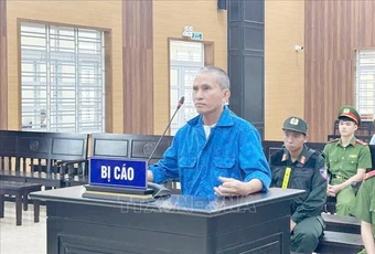 Tự do sáng tác, không phải tự do xuyên tạc!