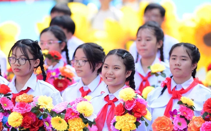 Từ ngày toàn thắng đến khát vọng Việt Nam Từ ngày toàn thắng đến khát vọng Việt Nam