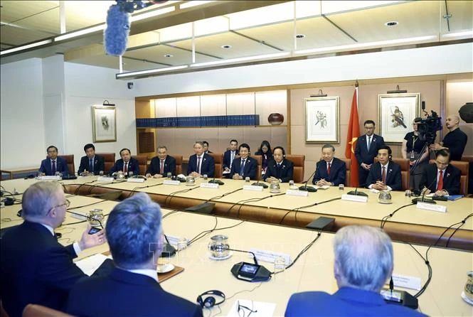 Tuyên bố chung về tăng cường kết nối khoa học, công nghệ và đổi mới sáng tạo giữa Việt Nam và Australia Tuyên bố chung về tăng cường kết nối khoa học, công nghệ và đổi mới sáng tạo giữa Việt Nam và Australia