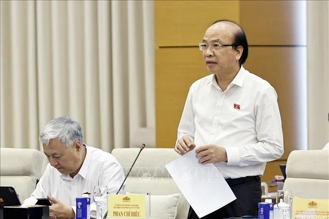 UBTV Quốc hội cho ý kiến về Bộ luật Hình sự (sửa đổi), Luật Tổ chức cơ quan điều tra hình sự (sửa đổi) UBTV Quốc hội cho ý kiến về Bộ luật Hình sự (sửa đổi), Luật Tổ chức cơ quan điều tra hình sự (sửa đổi)
