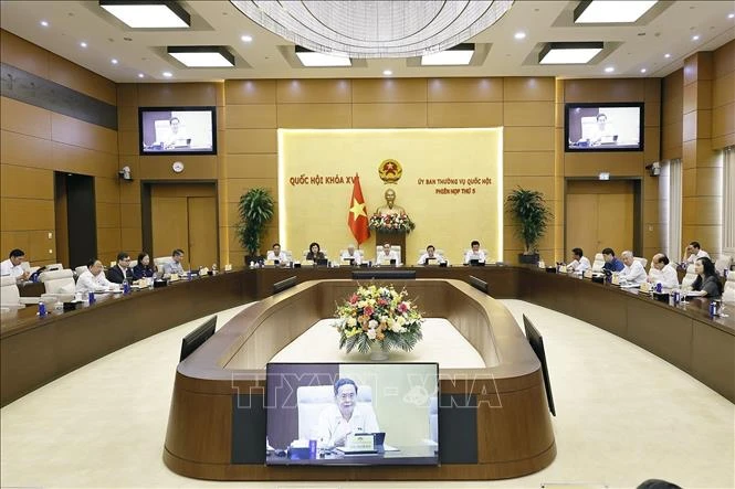 UBTV Quốc hội cho ý kiến với dự thảo nghị quyết về 2 dự án giao thông trọng điểm UBTV Quốc hội cho ý kiến với dự thảo nghị quyết về 2 dự án giao thông trọng điểm