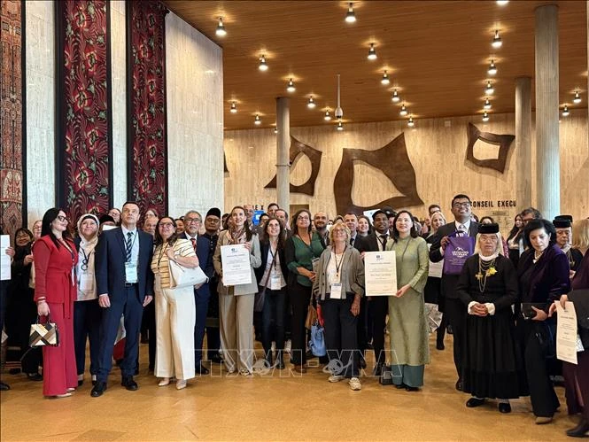 UNESCO tiếp tục vinh danh Công viên địa chất toàn cầu Non nước Cao Bằng UNESCO tiếp tục vinh danh Công viên địa chất toàn cầu Non nước Cao Bằng