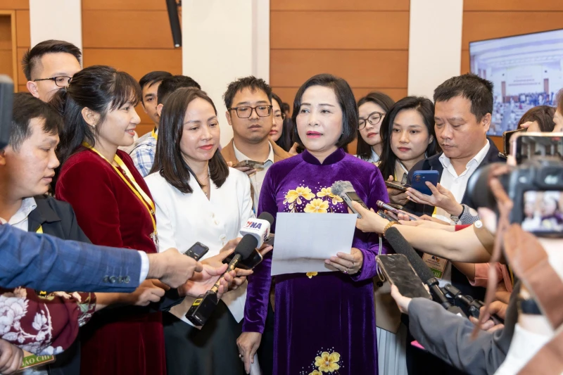 Ứng dụng công nghệ thông tin và chuyển đổi số quốc gia giúp việc bầu cử được vận hành thông suốt Ứng dụng công nghệ thông tin và chuyển đổi số quốc gia giúp việc bầu cử được vận hành thông suốt