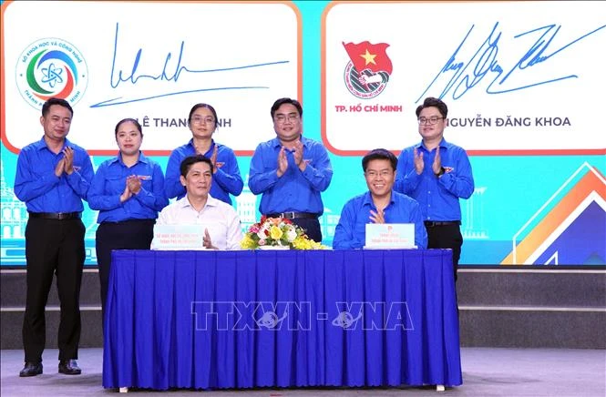 Ứng dụng dữ liệu số trong quản lý hoạt động Đoàn Ứng dụng dữ liệu số trong quản lý hoạt động Đoàn