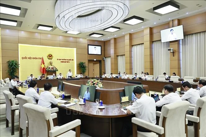Ủy ban Thường vụ Quốc hội cho ý kiến về dự án Luật Phát triển đô thị Ủy ban Thường vụ Quốc hội cho ý kiến về dự án Luật Phát triển đô thị