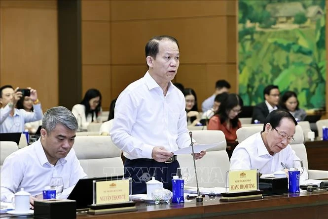 Ủy ban Thường vụ Quốc hội cho ý kiến về dự án Luật Phát triển đô thị Ủy ban Thường vụ Quốc hội cho ý kiến về dự án Luật Phát triển đô thị