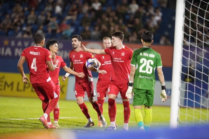 V-League và những gam màu đối lập V-League và những gam màu đối lập