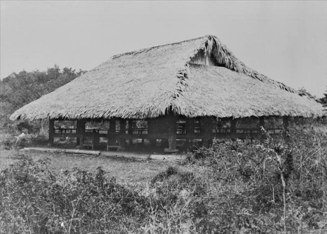 Vai trò to lớn của Chủ tịch Hồ Chí Minh trong Cách mạng Tháng Tám 1945 Vai trò to lớn của Chủ tịch Hồ Chí Minh trong Cách mạng Tháng Tám 1945