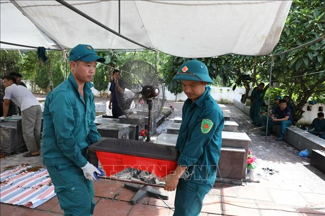Vận động người dân cung cấp thông tin, kỷ vật, tài liệu liên quan đến liệt sĩ Vận động người dân cung cấp thông tin, kỷ vật, tài liệu liên quan đến liệt sĩ