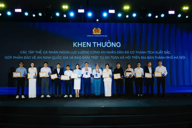 VCCorp được ghi nhận vì sự đồng hành xuất sắc cùng chính quyền và Thủ đô VCCorp được ghi nhận vì sự đồng hành xuất sắc cùng chính quyền và Thủ đô