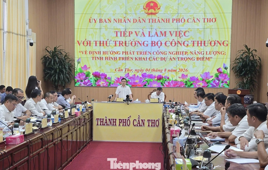 Vì sao Cần Thơ như 'tấm pin' năng lượng? Vì sao Cần Thơ như 'tấm pin' năng lượng?