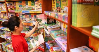Vì sao chọn bộ SGK "Kết nối tri thức với cuộc sống" dùng chung toàn quốc?
