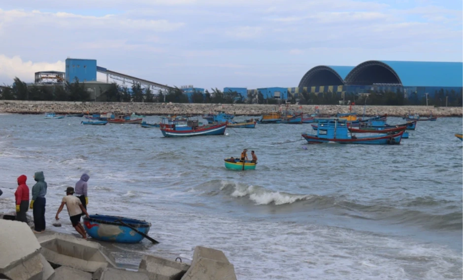 Vì sao có đến 2 nhà đầu tư muốn đặt nhà máy luyện nhôm tại Vĩnh Hảo? Vì sao có đến 2 nhà đầu tư muốn đặt nhà máy luyện nhôm tại Vĩnh Hảo?