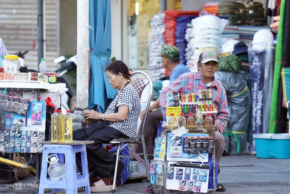 Vì sao Đà Nẵng khó lập lại trật tự vỉa hè? Vì sao Đà Nẵng khó lập lại trật tự vỉa hè?