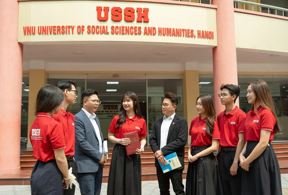 Vì sao điểm chuẩn Trường Đại học Khoa học Xã hội và Nhân văn, Đại học Quốc gia Hà Nội giảm 'sốc'? Vì sao điểm chuẩn Trường Đại học Khoa học Xã hội và Nhân văn, Đại học Quốc gia Hà Nội giảm 'sốc'?