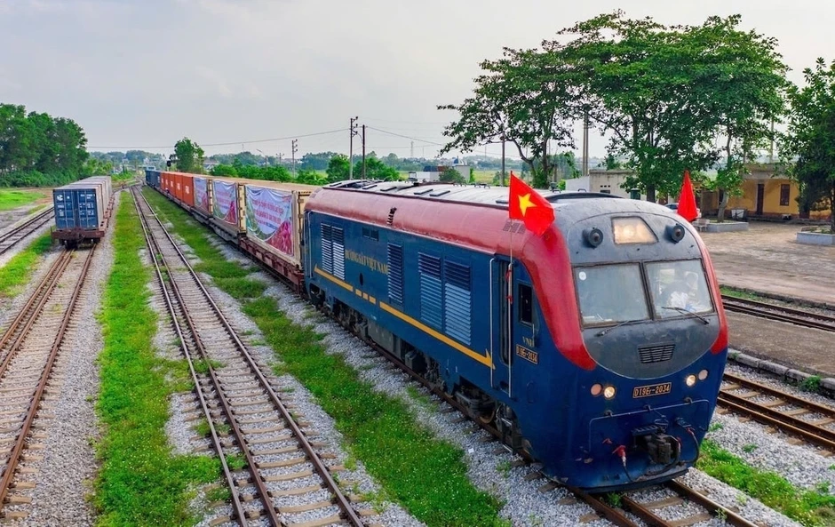 Vì sao dự án đường sắt Lào Cai - Hà Nội - Hải Phòng tăng vốn hơn 86.000 tỷ đồng? Vì sao dự án đường sắt Lào Cai - Hà Nội - Hải Phòng tăng vốn hơn 86.000 tỷ đồng?