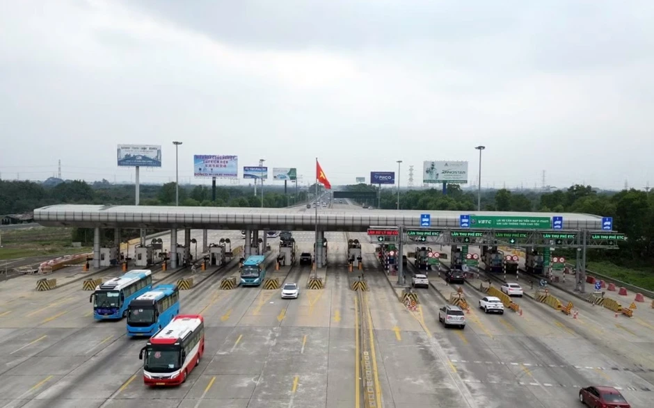 Vì sao Hải Phòng đề xuất giảm phí ô tô trên cao tốc Hà Nội- Hải Phòng? Vì sao Hải Phòng đề xuất giảm phí ô tô trên cao tốc Hà Nội- Hải Phòng?