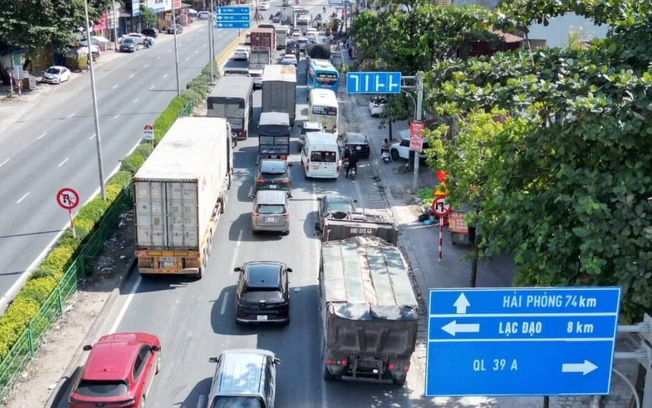 Vì sao Hải Phòng đề xuất giảm phí ô tô trên cao tốc Hà Nội- Hải Phòng? Vì sao Hải Phòng đề xuất giảm phí ô tô trên cao tốc Hà Nội- Hải Phòng?