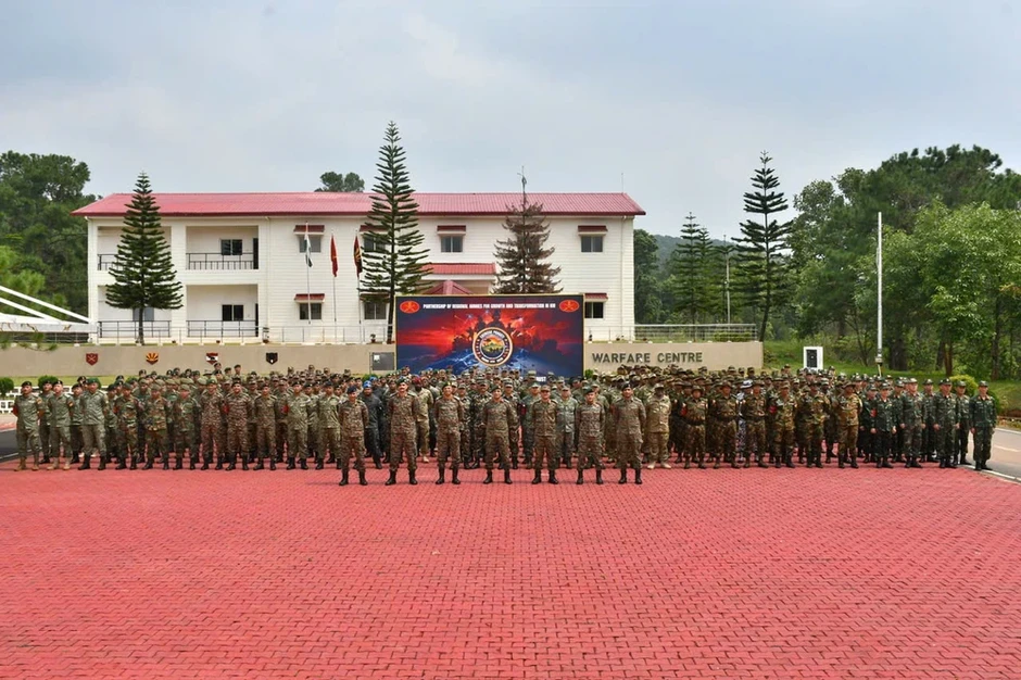 Việt Nam cử 43 quân nhân tham gia Diễn tập đa phương PRAGATI-I tại Ấn Độ Việt Nam cử 43 quân nhân tham gia Diễn tập đa phương PRAGATI-I tại Ấn Độ