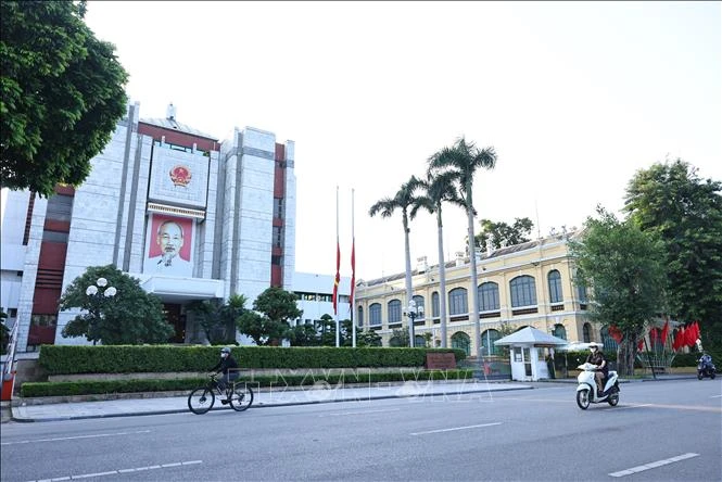 Việt Nam để Quốc tang đồng chí Chủ tịch Quốc hội Lào Xaysomphone Phomvihane