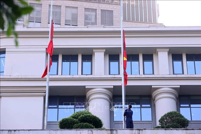 Việt Nam để Quốc tang đồng chí Chủ tịch Quốc hội Lào Xaysomphone Phomvihane