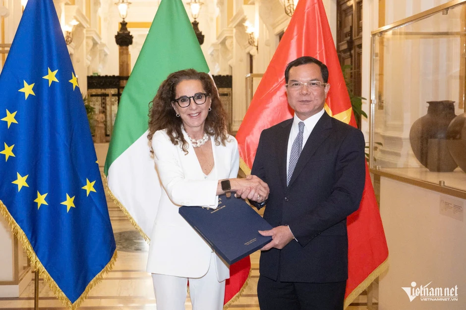 Việt Nam - Italia hướng tới xây dựng cơ chế hợp tác lâu dài về dân tộc, tôn giáo Việt Nam - Italia hướng tới xây dựng cơ chế hợp tác lâu dài về dân tộc, tôn giáo