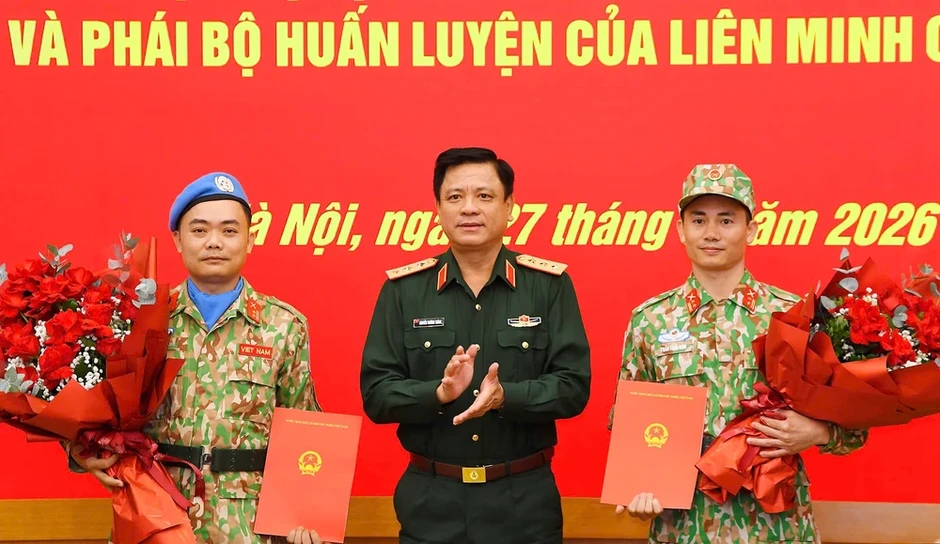 Việt Nam lần đầu đảm nhiệm vị trí sĩ quan tác chiến quân sự hỗn hợp tại Abyei Việt Nam lần đầu đảm nhiệm vị trí sĩ quan tác chiến quân sự hỗn hợp tại Abyei