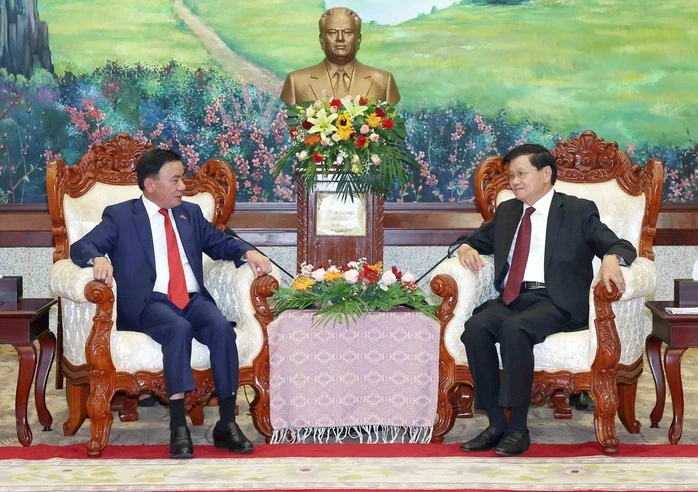 Việt Nam - Lào tăng cường gắn kết chiến lược