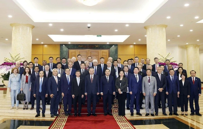 Việt Nam tạo dựng môi trường đầu tư ổn định, minh bạch Việt Nam tạo dựng môi trường đầu tư ổn định, minh bạch