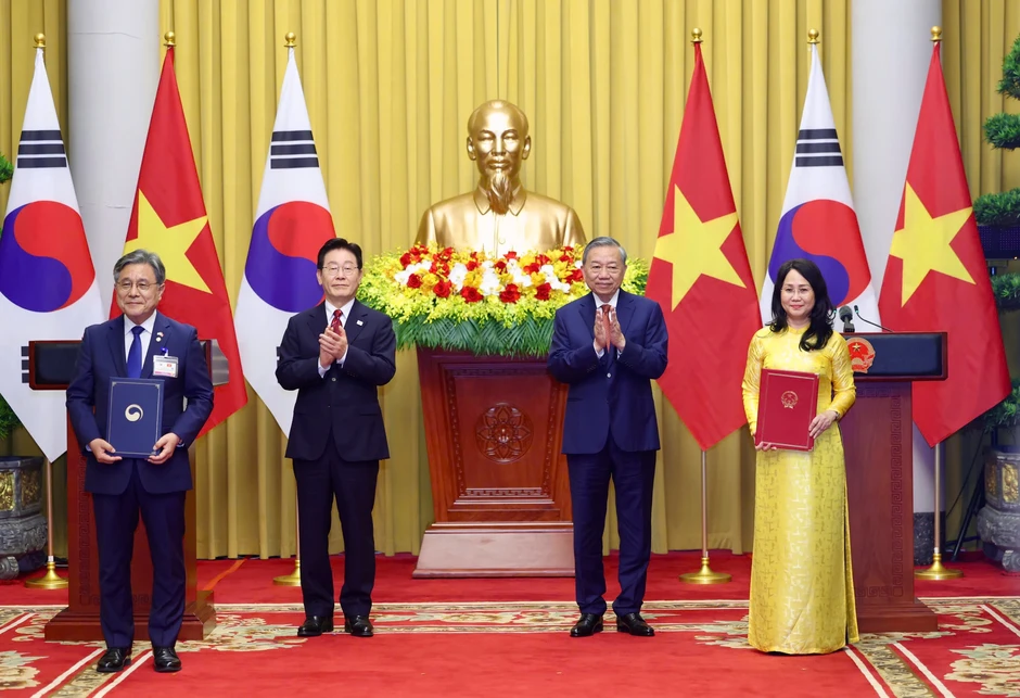 Việt Nam và Hàn Quốc nhất trí hợp tác chiến lược ở tầm cao mới Việt Nam và Hàn Quốc nhất trí hợp tác chiến lược ở tầm cao mới