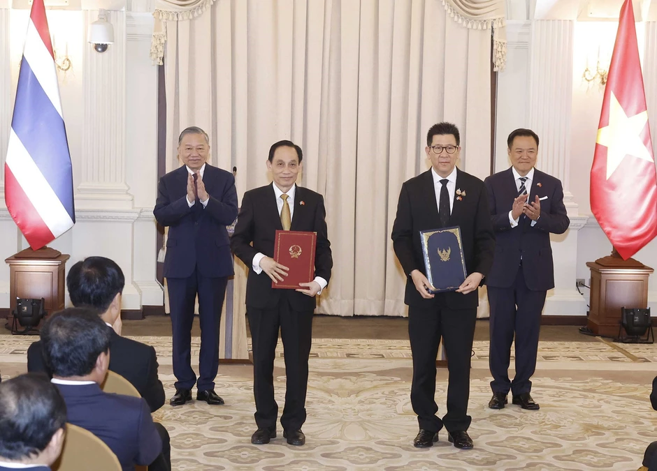 Việt Nam và Thái Lan có tiềm năng trở thành trung tâm sản xuất lớn của thế giới Việt Nam và Thái Lan có tiềm năng trở thành trung tâm sản xuất lớn của thế giới
