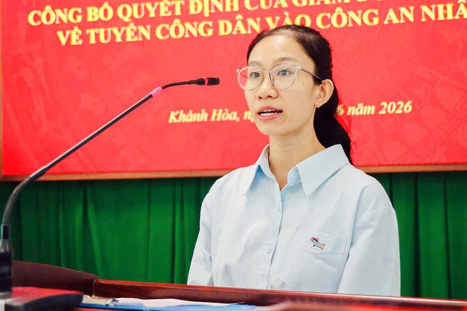 Vợ Thiếu tá công an hy sinh khi làm nhiệm vụ được tuyển dụng vào CAND Vợ Thiếu tá công an hy sinh khi làm nhiệm vụ được tuyển dụng vào CAND