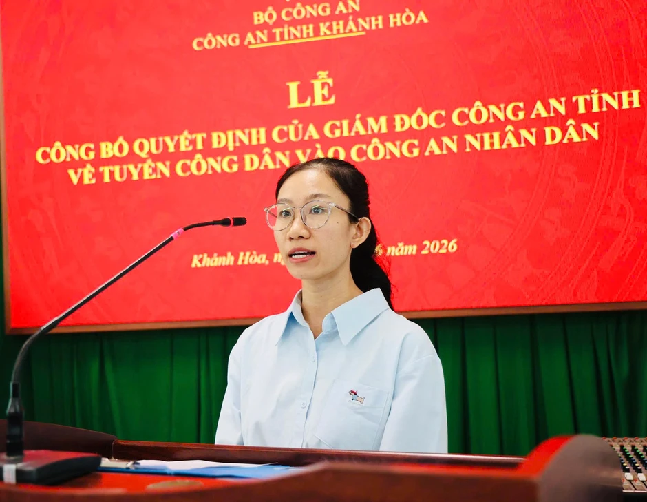 Vợ thiếu tá Nguyễn Xuân Hải nguyện tiếp nối màu áo công an của chồng Vợ thiếu tá Nguyễn Xuân Hải nguyện tiếp nối màu áo công an của chồng