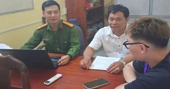 Vụ 2 con cá sấu xuất hiện trên kênh: Dùng AI cắt ghép để trêu đùa