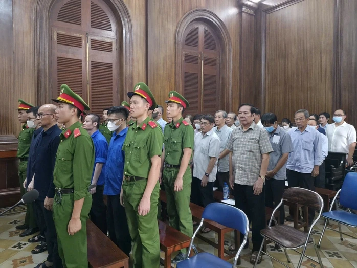 Vụ án khu đất Bến Vân Đồn (TPHCM): Những "giao dịch bí mật" Vụ án khu đất Bến Vân Đồn (TPHCM): Những "giao dịch bí mật"