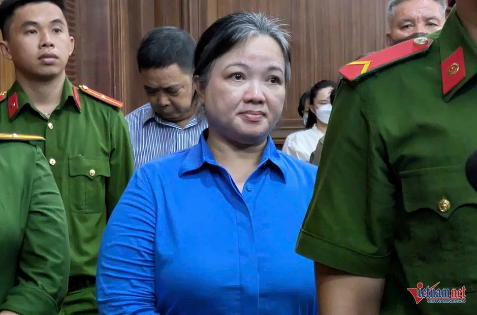 Vụ bán 'đất vàng' Bến Vân Đồn, cựu lãnh đạo Tập đoàn cao su lãnh 14 năm tù Vụ bán 'đất vàng' Bến Vân Đồn, cựu lãnh đạo Tập đoàn cao su lãnh 14 năm tù