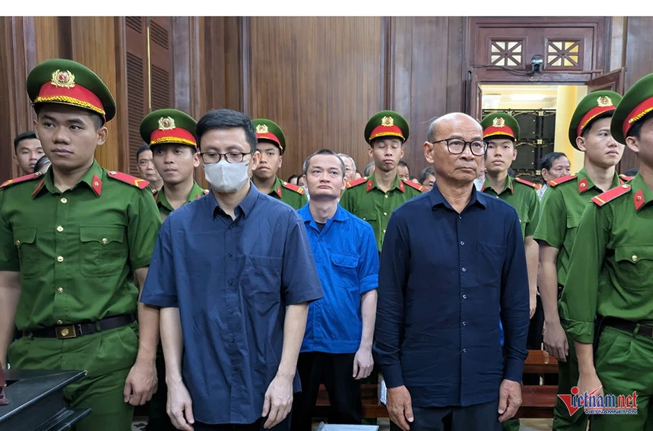 Vụ bán 'đất vàng' Bến Vân Đồn, cựu lãnh đạo Tập đoàn cao su lãnh 14 năm tù Vụ bán 'đất vàng' Bến Vân Đồn, cựu lãnh đạo Tập đoàn cao su lãnh 14 năm tù