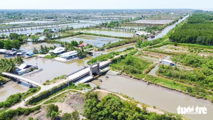 Vụ đê biển Tây bị sạt lở, bể đứt đoạn: Lãnh đạo tỉnh An Giang chỉ đạo khẩn trương khắc phục Vụ đê biển Tây bị sạt lở, bể đứt đoạn: Lãnh đạo tỉnh An Giang chỉ đạo khẩn trương khắc phục