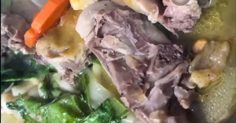 Vụ dòi bò lúc nhúc trong món ăn ở Đắk Lắk: Bảo vệ người quay clip