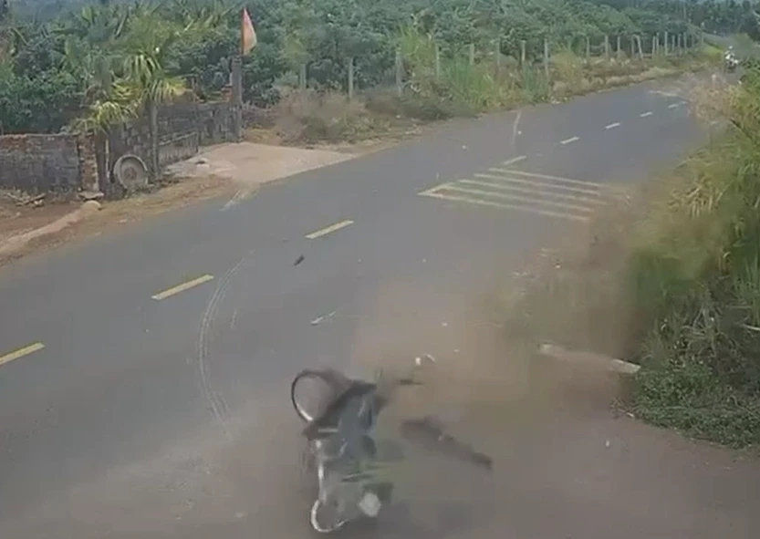 Vụ nam sinh lớp 12 tử vong ở Đắk Lắk: Công an cung cấp kết luận mới Vụ nam sinh lớp 12 tử vong ở Đắk Lắk: Công an cung cấp kết luận mới