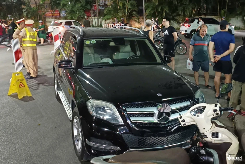 Vụ ô tô Mercedes đâm liên hoàn ở Hà Nội: Kết quả kiểm tra nồng độ cồn với tài xế
